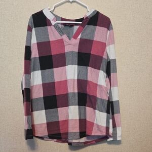 Plaid V-Neck Long Sleeve Top